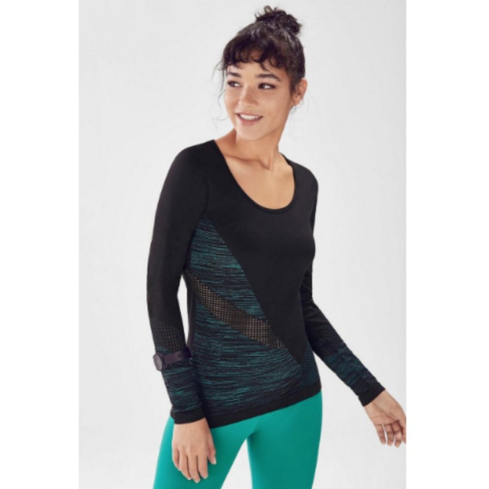 NEW Fabletics Demi Lovato FAYE L/S LONG SLEEVE TOP Black Mesh Size Small NWT!